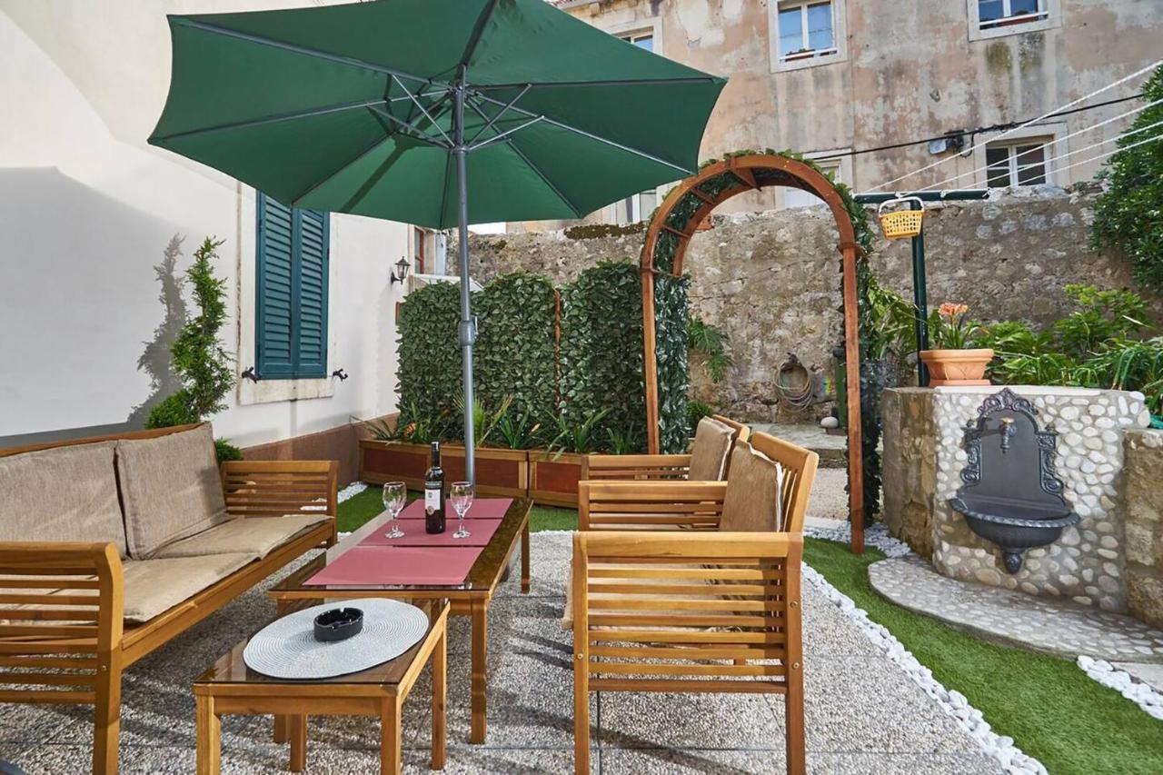 Apartment Mediteran With Garden Next To And Old Town Dubrovnik
